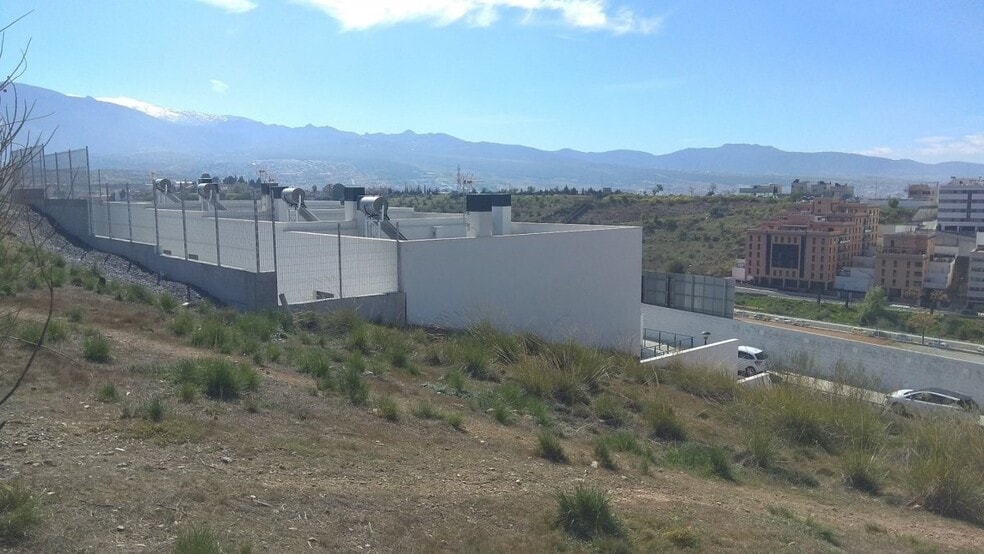 Terreno en Granada, Granada en venta - Foto del edificio - Imagen 3 de 4