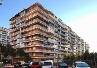 Más detalles de Calle Porto Colón, 8, Alcorcón - Edificio residencial​ en venta