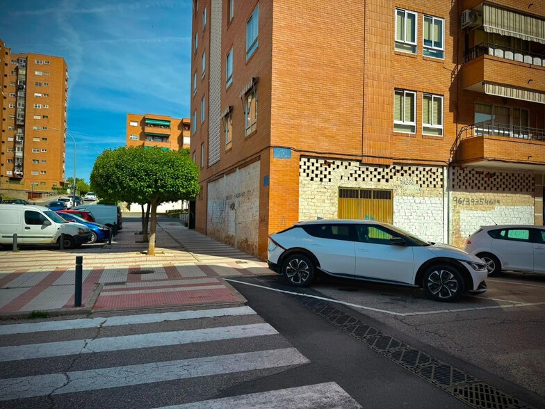 Edificio residencial en Guadalajara, Guadalajara en venta - Foto del edificio - Imagen 3 de 6