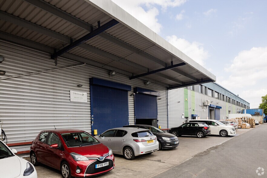 Brent Rd, Southall en venta - Foto del edificio - Imagen 3 de 3