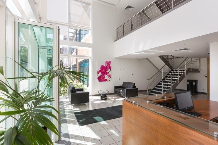 41-51 Kingston Rd, Leatherhead en alquiler - Foto del interior - Imagen 2 de 9