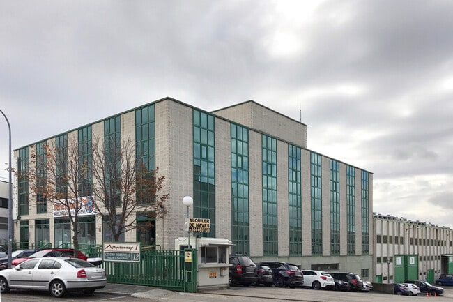 Más detalles de Avenida Fuente Nueva, 12, San Sebastián de los Reyes - Local en alquiler