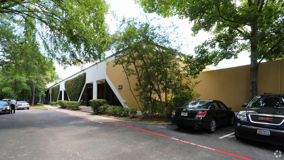 410 S Trade Center Pky, The Woodlands, TX en alquiler - Foto principal - Imagen 1 de 17