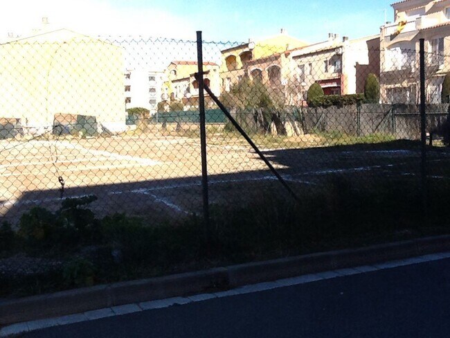 Más detalles de Carrer Badia-Gran Reserva, 29O, Empuriabrava - Terreno en venta