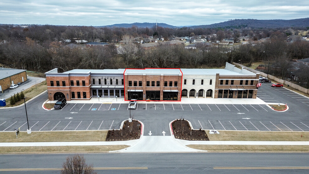 140 Southwinds Rd, Farmington, AR en alquiler - Foto del edificio - Imagen 2 de 8