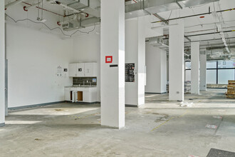 613 4th Ave, Brooklyn, NY en alquiler Foto del interior- Imagen 2 de 6