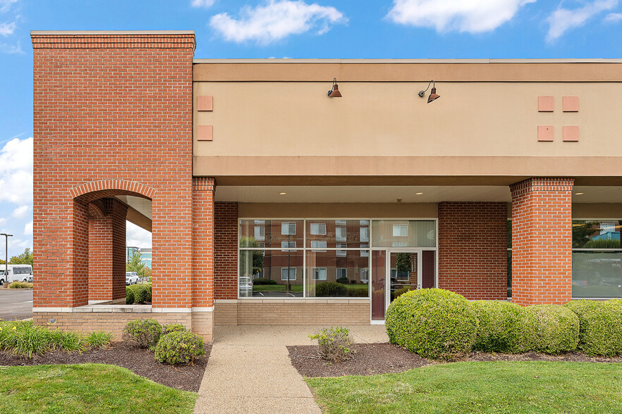 1200 Corporate Dr, Canonsburg, PA en alquiler - Foto del edificio - Imagen 2 de 12