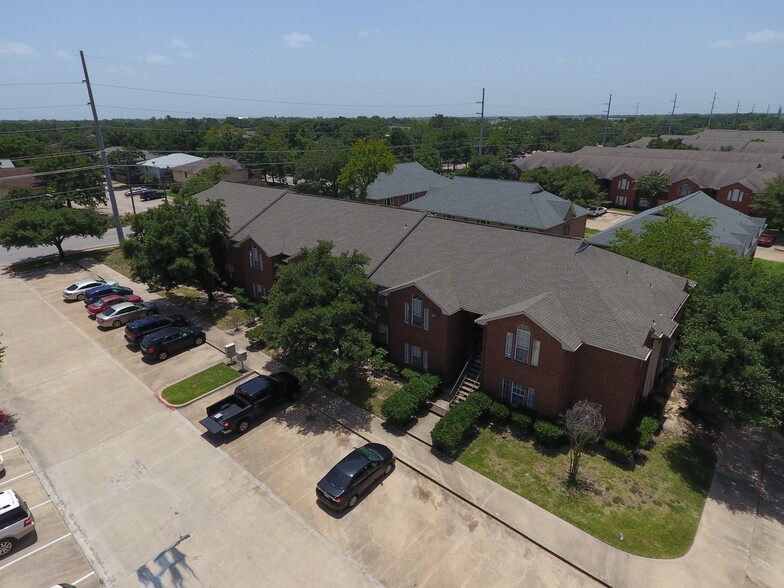 905 Balcones Dr, College Station, TX en venta - Foto del edificio - Imagen 1 de 1