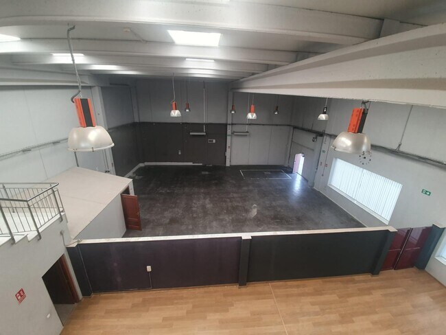 Más detalles de Nave en alquiler