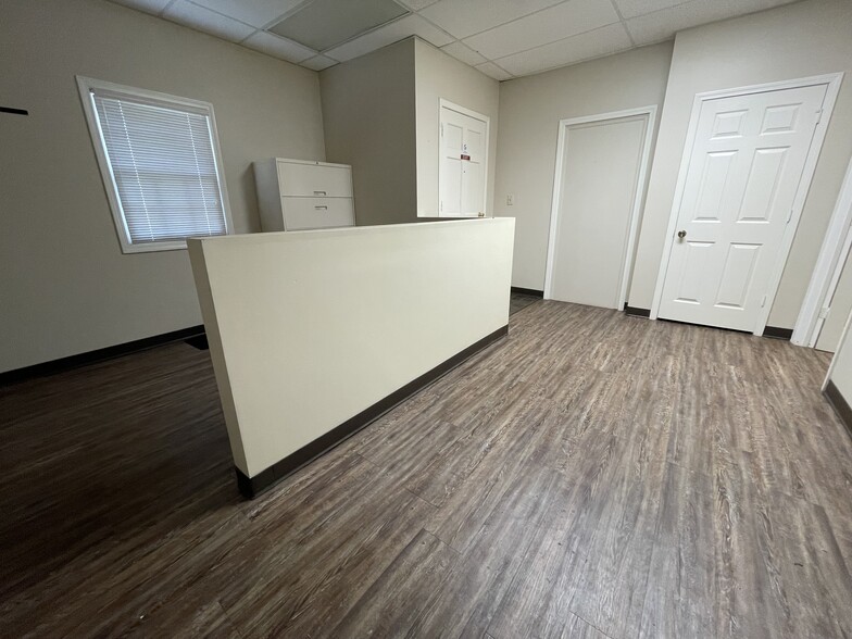 2614-2630 Southerland St, Jackson, MS en alquiler - Foto del interior - Imagen 2 de 7