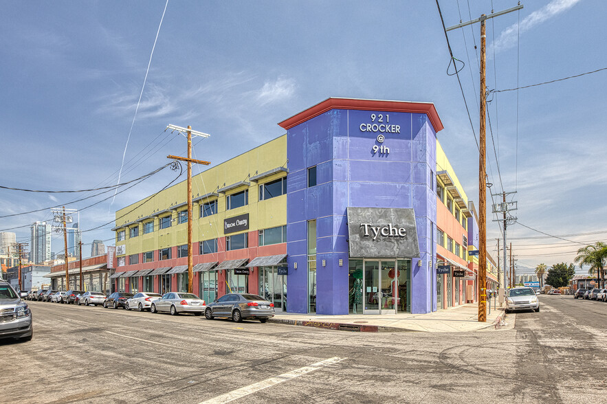 923 Crocker st, Los Angeles, CA en venta - Foto del edificio - Imagen 2 de 4