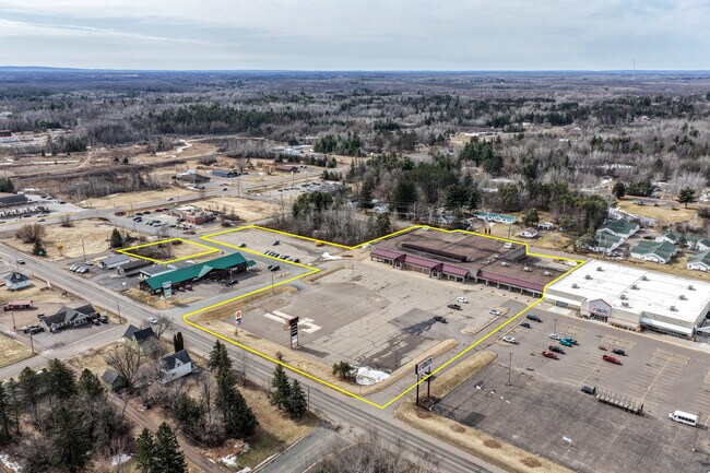 Más detalles de 400 W 9th St N, Ladysmith, WI - Local para subasta