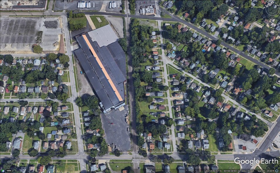 1160 Paige Ave, Warren, OH en alquiler - Foto del edificio - Imagen 2 de 3