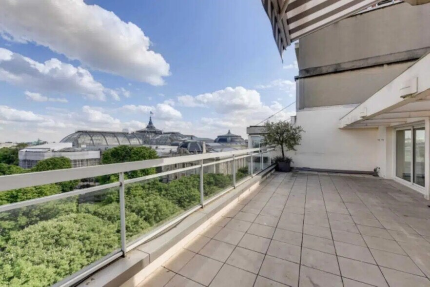 35 Avenue Franklin D. Roosevelt, Paris en alquiler - Foto del edificio - Imagen 3 de 25