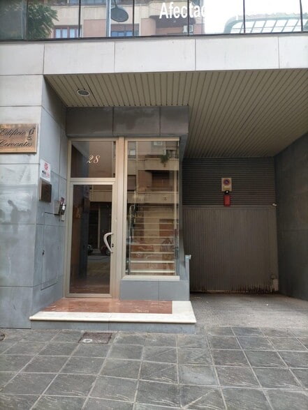 Local en Orihuela en venta - Foto del edificio - Imagen 3 de 34