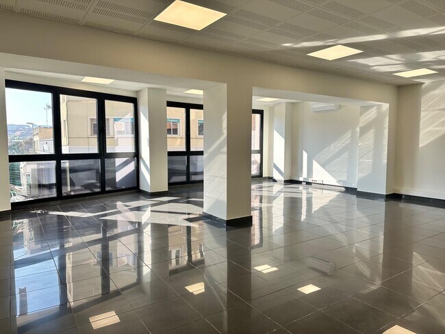 Más detalles de Local en alquiler