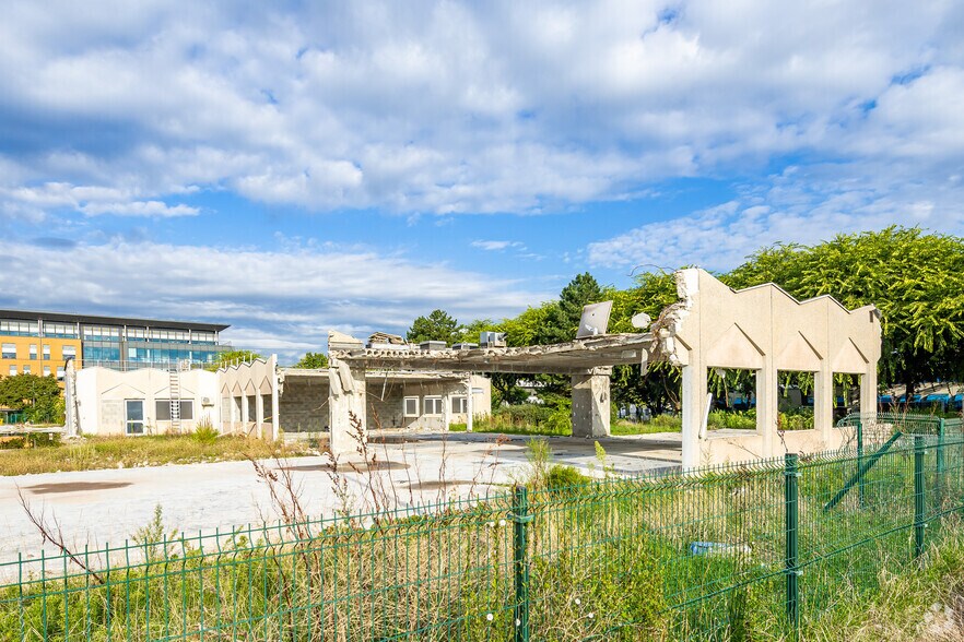 24 Espace Henry Vallée, Lyon en alquiler - Foto del edificio - Imagen 2 de 3