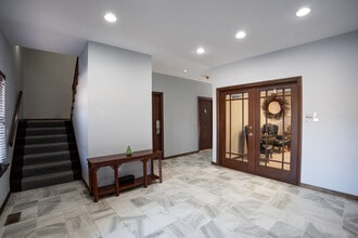 1900 E 15th St, Edmond, OK en venta Foto del interior- Imagen 2 de 9