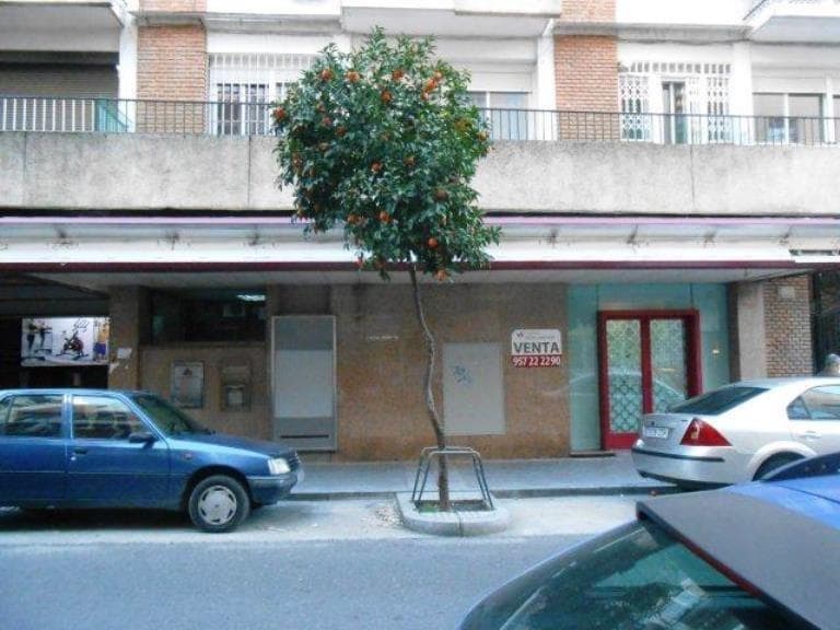Local en Córdoba, Córdoba en venta - Foto del edificio - Imagen 2 de 8
