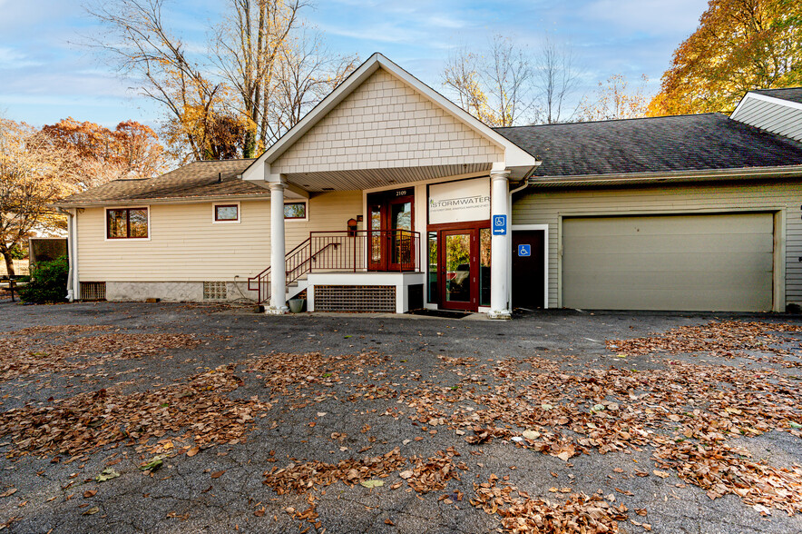 2109 Forest Dr, Annapolis, MD en alquiler - Foto del edificio - Imagen 2 de 11