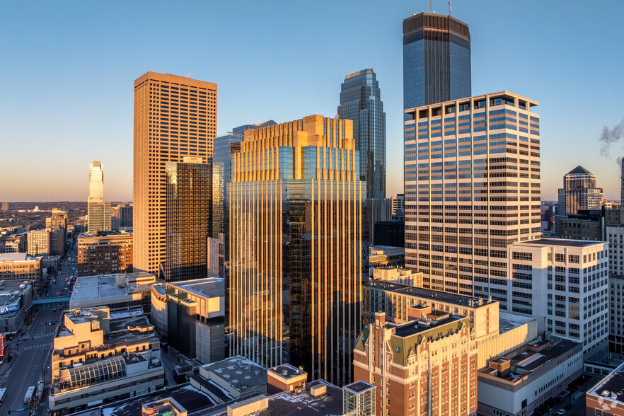 800 LaSalle Ave, Minneapolis, MN en alquiler - Foto del edificio - Imagen 3 de 18