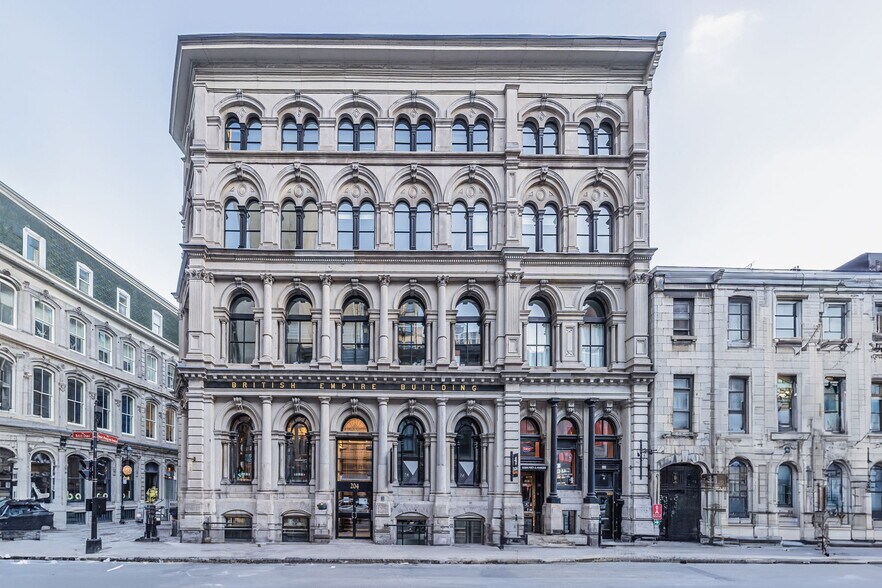 200-212 Rue Notre-Dame O, Montréal, QC en alquiler - Foto del edificio - Imagen 1 de 26