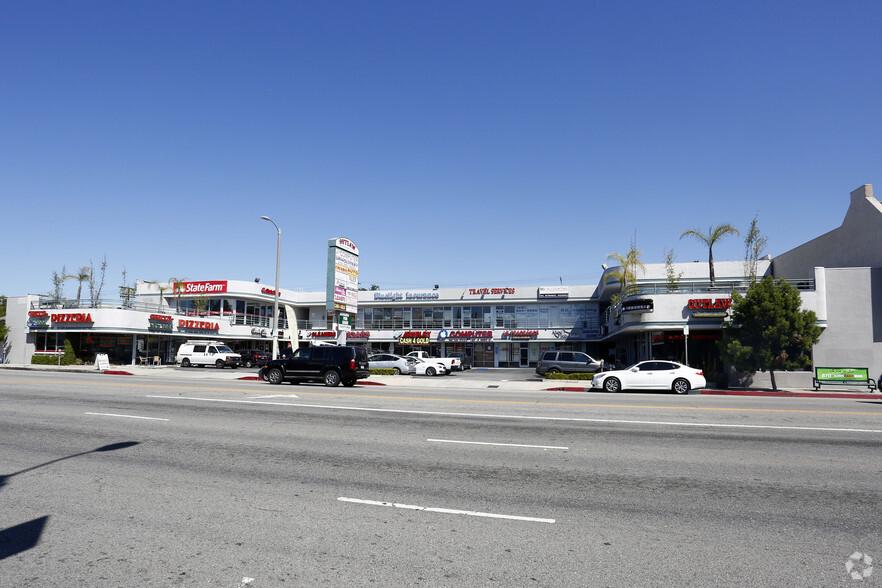 19307-19327 Ventura Blvd, Tarzana, CA en alquiler - Foto del edificio - Imagen 2 de 25