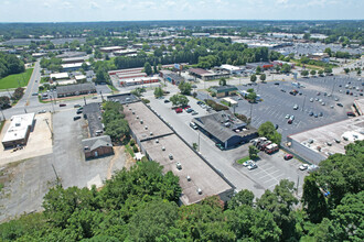 4602-4606 W Market St, Greensboro, NC - VISTA AÉREA  vista de mapa