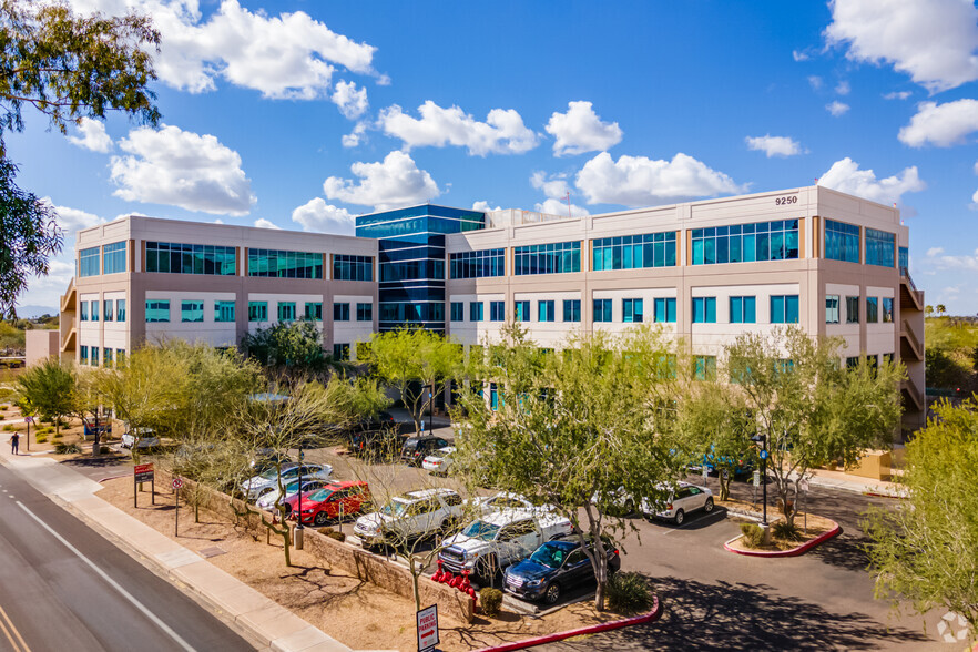 9250 N 3rd St, Phoenix, AZ en alquiler - Foto del edificio - Imagen 1 de 3