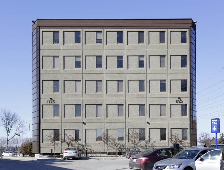 1725 Woodward Dr, Ottawa, ON en alquiler - Foto del edificio - Imagen 3 de 5