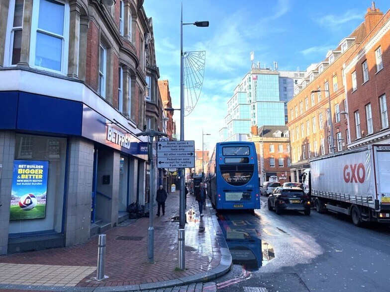 156-158 Friar St, Reading en venta - Foto del edificio - Imagen 3 de 6