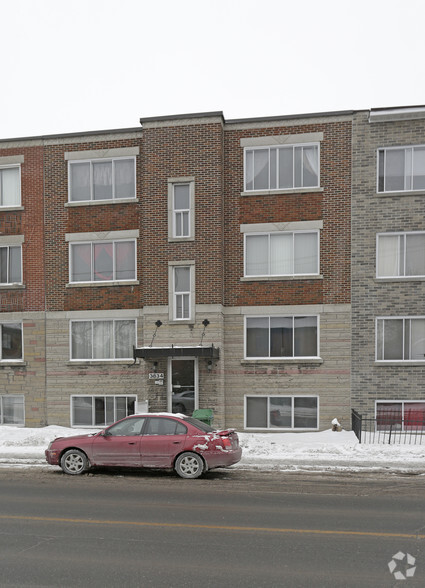 3820 Rue Rachel E E, Montréal, QC en venta - Foto principal - Imagen 1 de 2