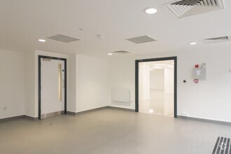 16 Colonial Way, Watford en alquiler Foto del interior- Imagen 1 de 18