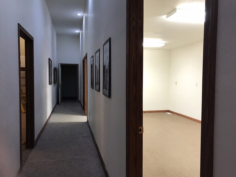 129 Main Ave, Gary, SD en alquiler - Foto del interior - Imagen 2 de 6