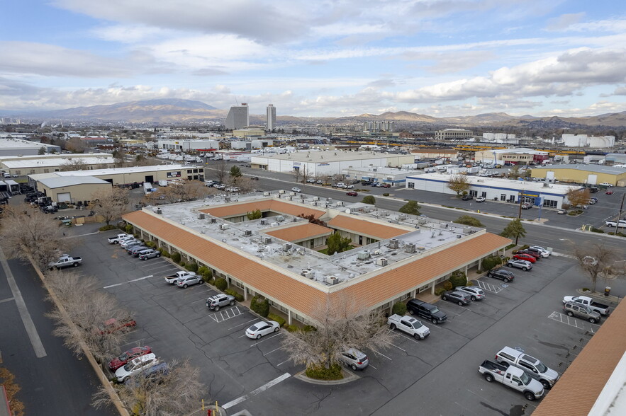 255 Glendale Ave, Sparks, NV en alquiler - Foto del edificio - Imagen 2 de 5