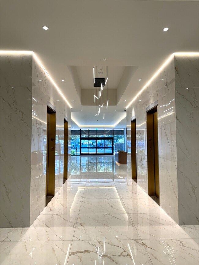 Más detalles de 6655 Travis St, Houston, TX - Oficina/Clínica en alquiler