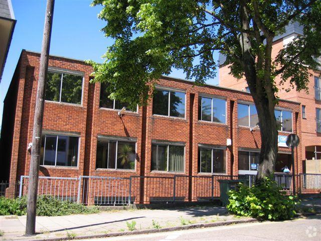 20-22 Station Rd, Kettering en venta - Foto principal - Imagen 1 de 6