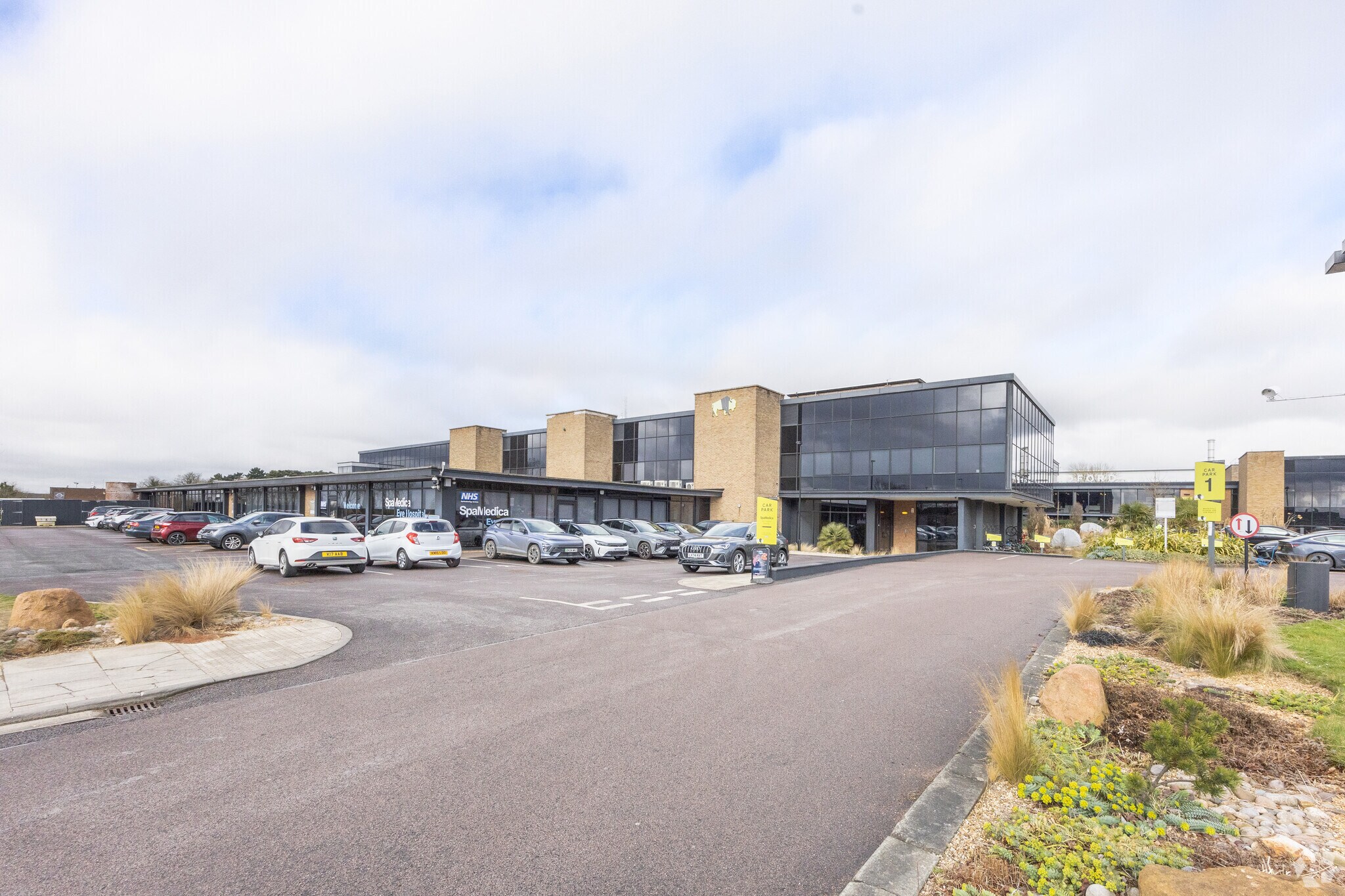 Manton Ln, Bedford en alquiler Foto principal- Imagen 1 de 6