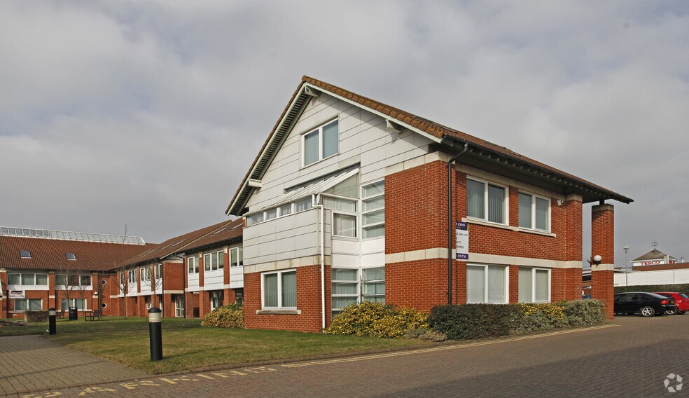Willie Snaith Rd, Newmarket en alquiler - Foto del edificio - Imagen 2 de 3