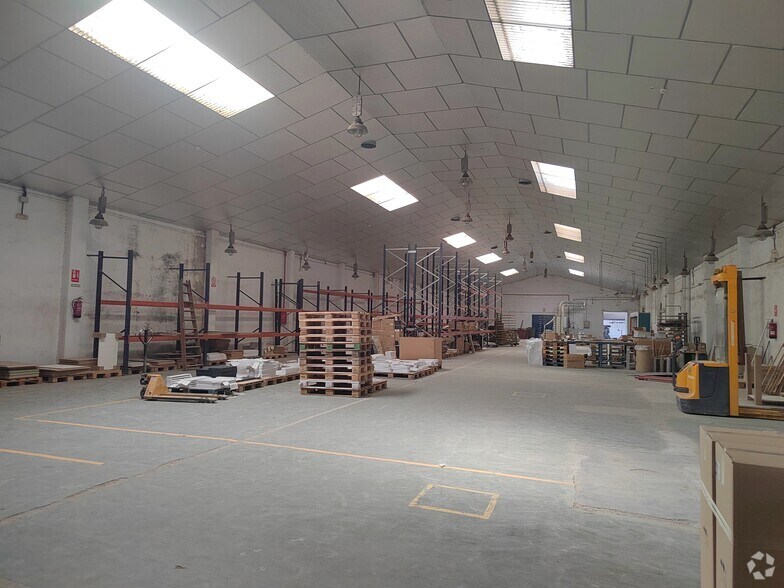 Nave en Torrejón de Ardoz, Madrid en venta - Foto del edificio - Imagen 2 de 15