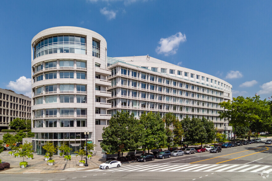 101 Constitution Ave NW, Washington, DC en alquiler - Foto del edificio - Imagen 1 de 13