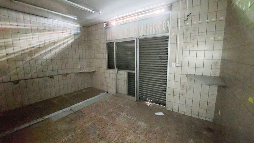 Barcelona, BAR 08015 - Unidad PuertDcha, -  - Foto del interior - Image 1 of 4