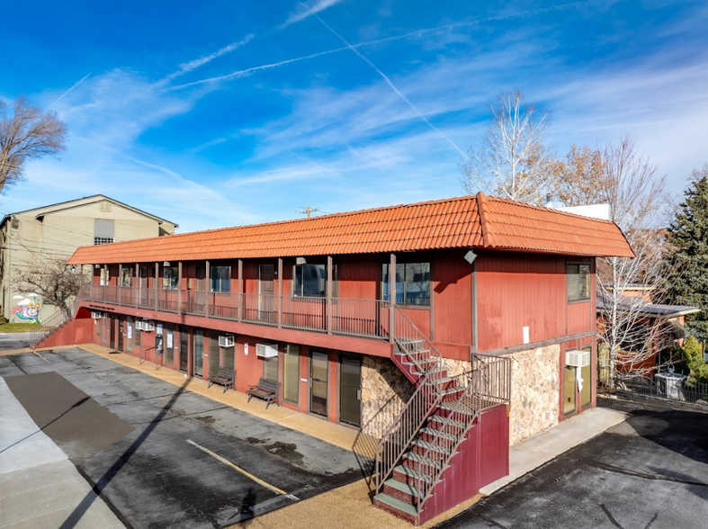 386 Holcomb Ave, Reno, NV en venta - Foto del edificio - Imagen 2 de 7