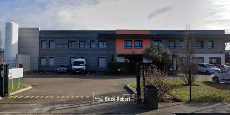 Flex en Saint-Priest en alquiler - Foto del edificio - Imagen 2 de 5