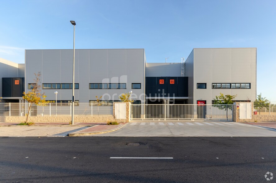 en Torrejón de Ardoz, Madrid en venta - Foto del edificio - Imagen 1 de 1