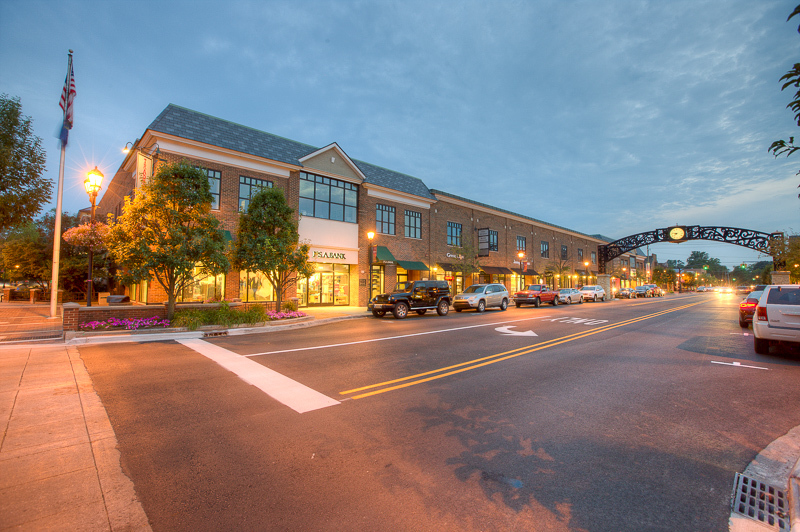 17000-17030 Kercheval Ave, Grosse Pointe, MI en alquiler - Foto del edificio - Imagen 1 de 24