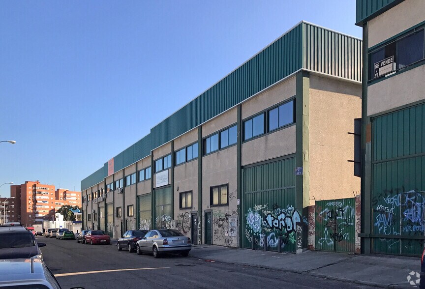 Calle del Aneto, 3, Fuenlabrada, Madrid en venta - Foto principal - Imagen 1 de 1