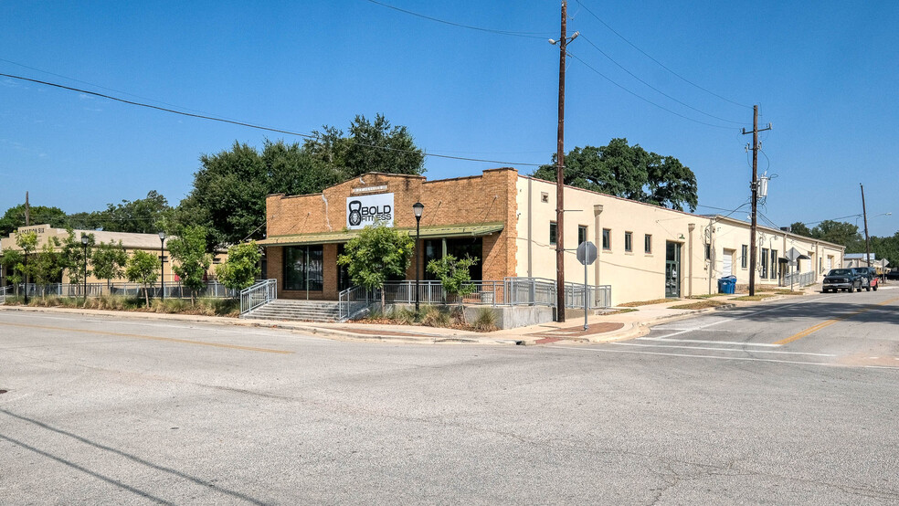 2302 Main St, Waller, TX en venta - Foto del edificio - Imagen 3 de 43