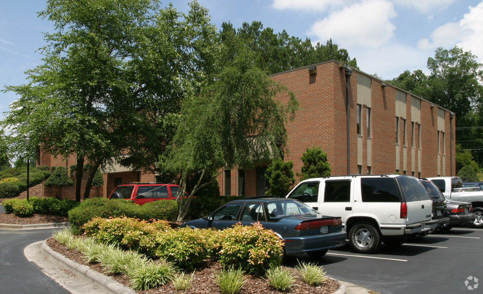 813 Chapel Hill Rd, Burlington, NC en alquiler - Foto del edificio - Imagen 2 de 2