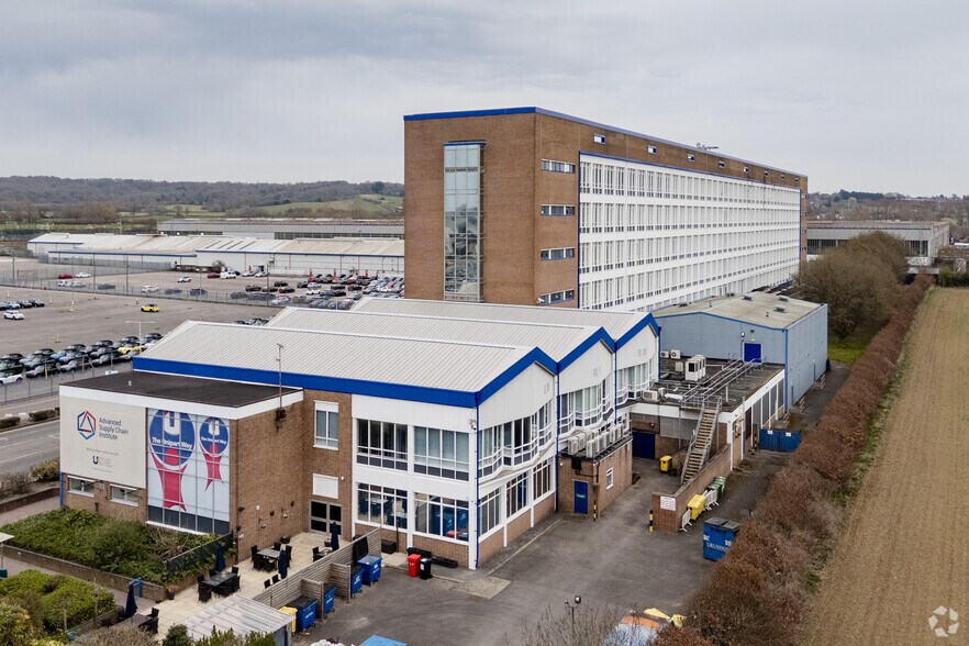 Garsington Rd, Oxford en alquiler - Foto del edificio - Imagen 2 de 11